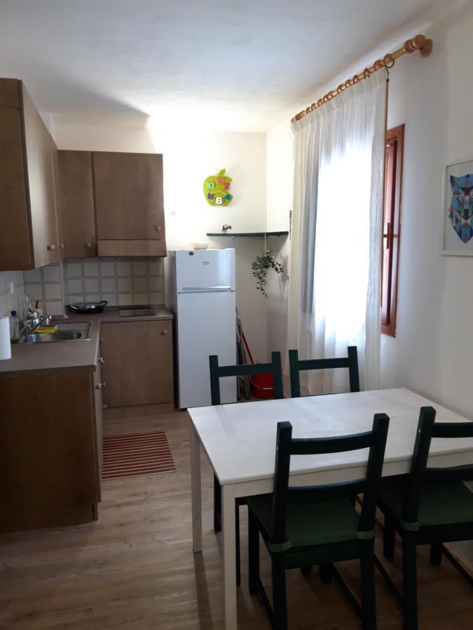 La Tana Del Lupo Lägenhet Falcade Exteriör bild